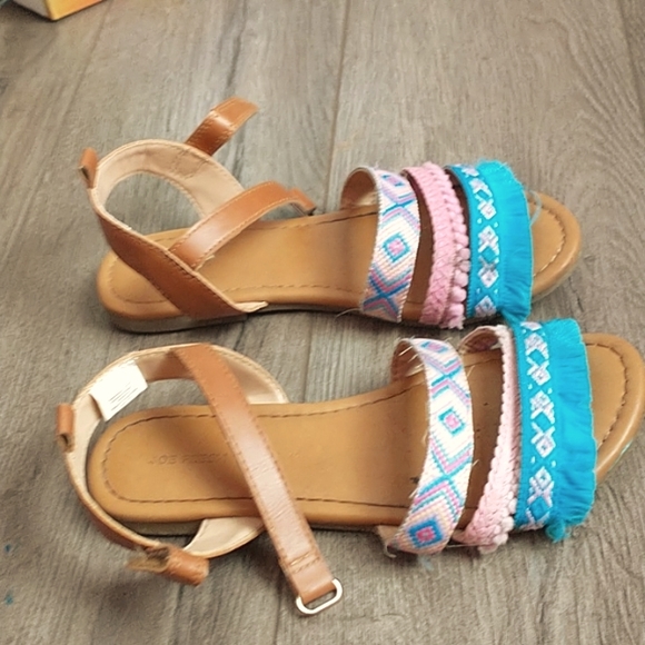 They don't fit me - Picture 3 of 3